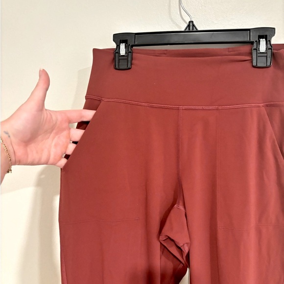 Lululemon Align Jogger - Mulled Wine - Picture 6 of 6